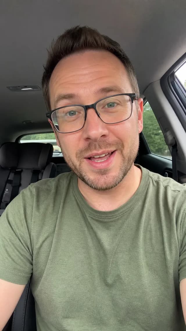 Oliver Pryce, Dad of three & family-travel creator